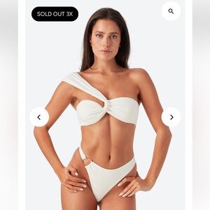Dolce Leone bikini